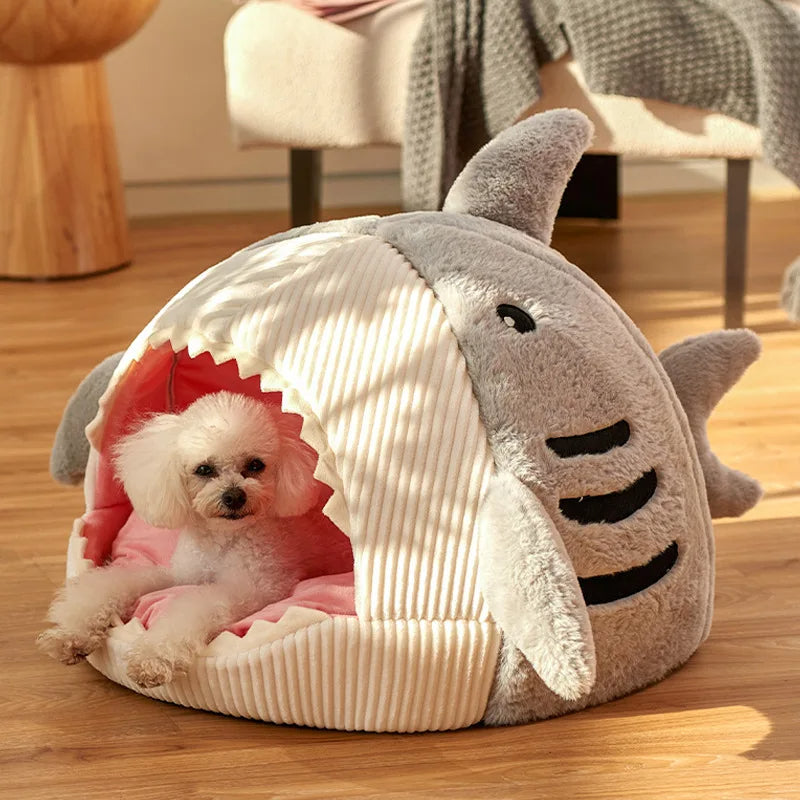 Shark-shaped cave bed for dogs and cats (40x40x32cm) 1