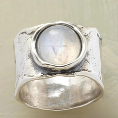 Silver Ring with Moonstone – Elegant Jewelry 0