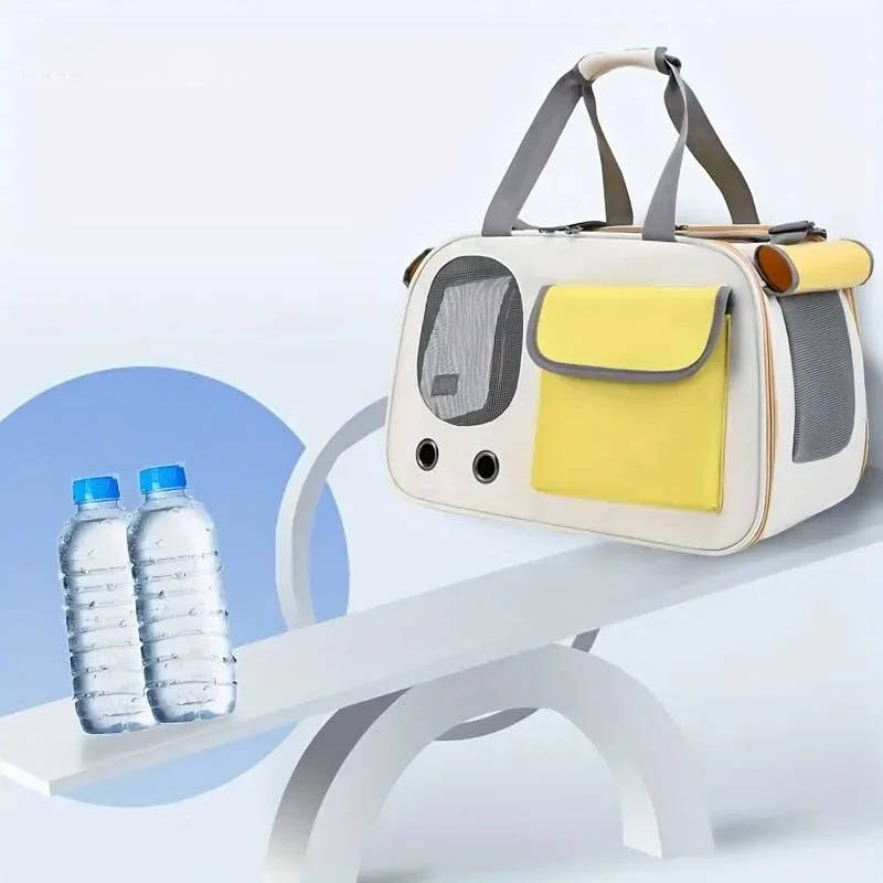 Travel carrier for cats and small dogs 6