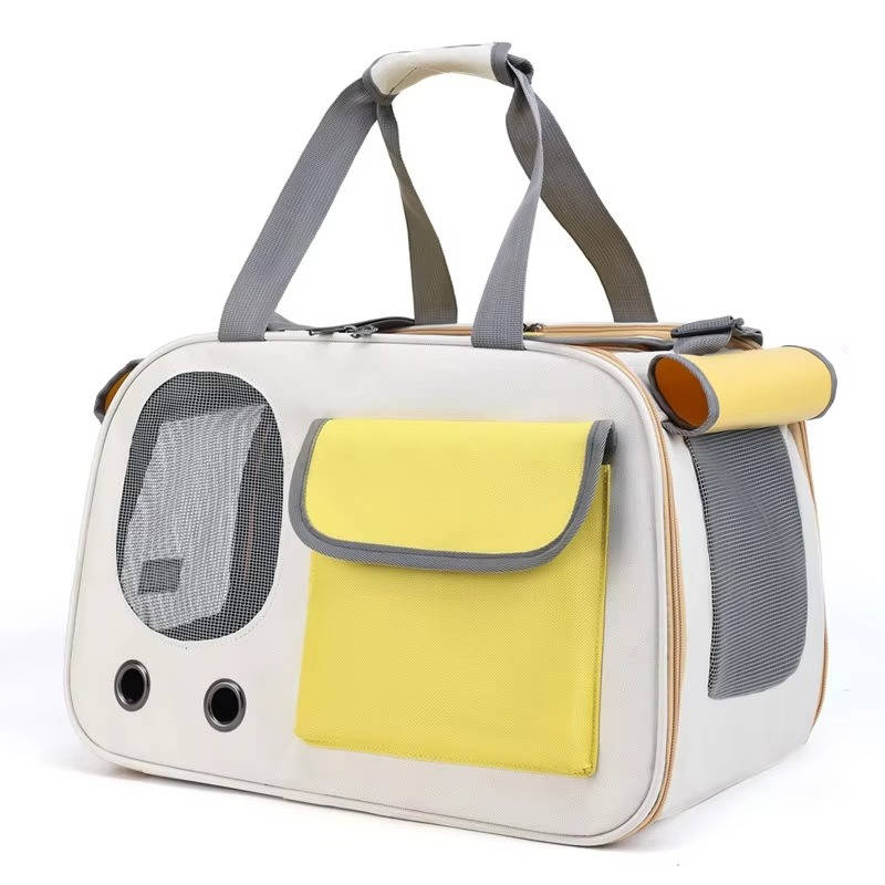 Travel carrier for cats and small dogs 7