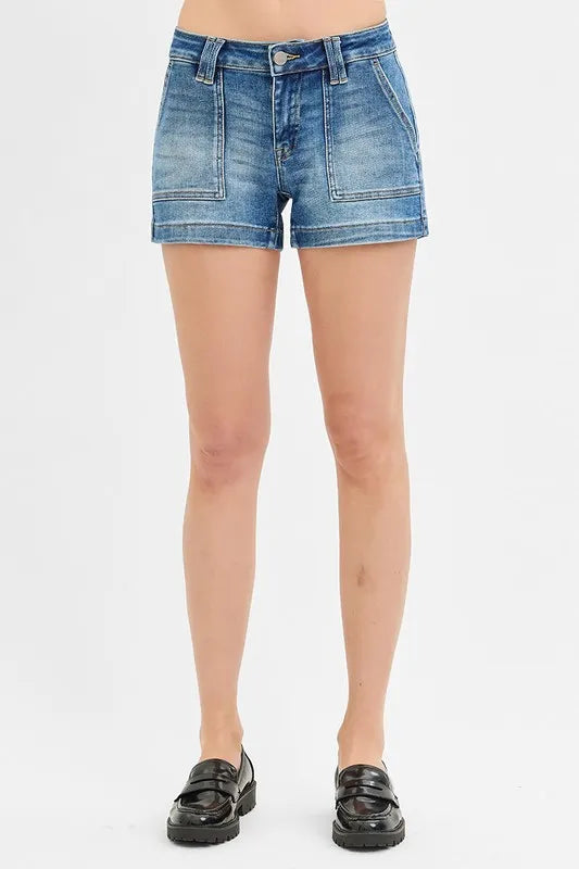 Trendy Low Rise Patched Pocket Shorts for Women - Casual Summer Style 4