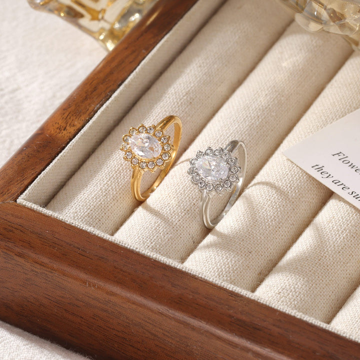 Elegant Moonstone Ring – Classic Jewelry with High Quality Craftsmanship