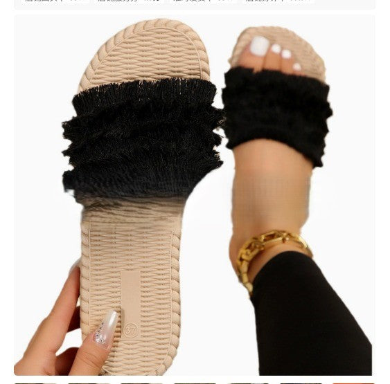 Zuzanna | Stylish flip-flops with fringes