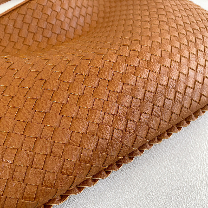 Women's Elegant Woven Shoulder Bag Durable Material 3