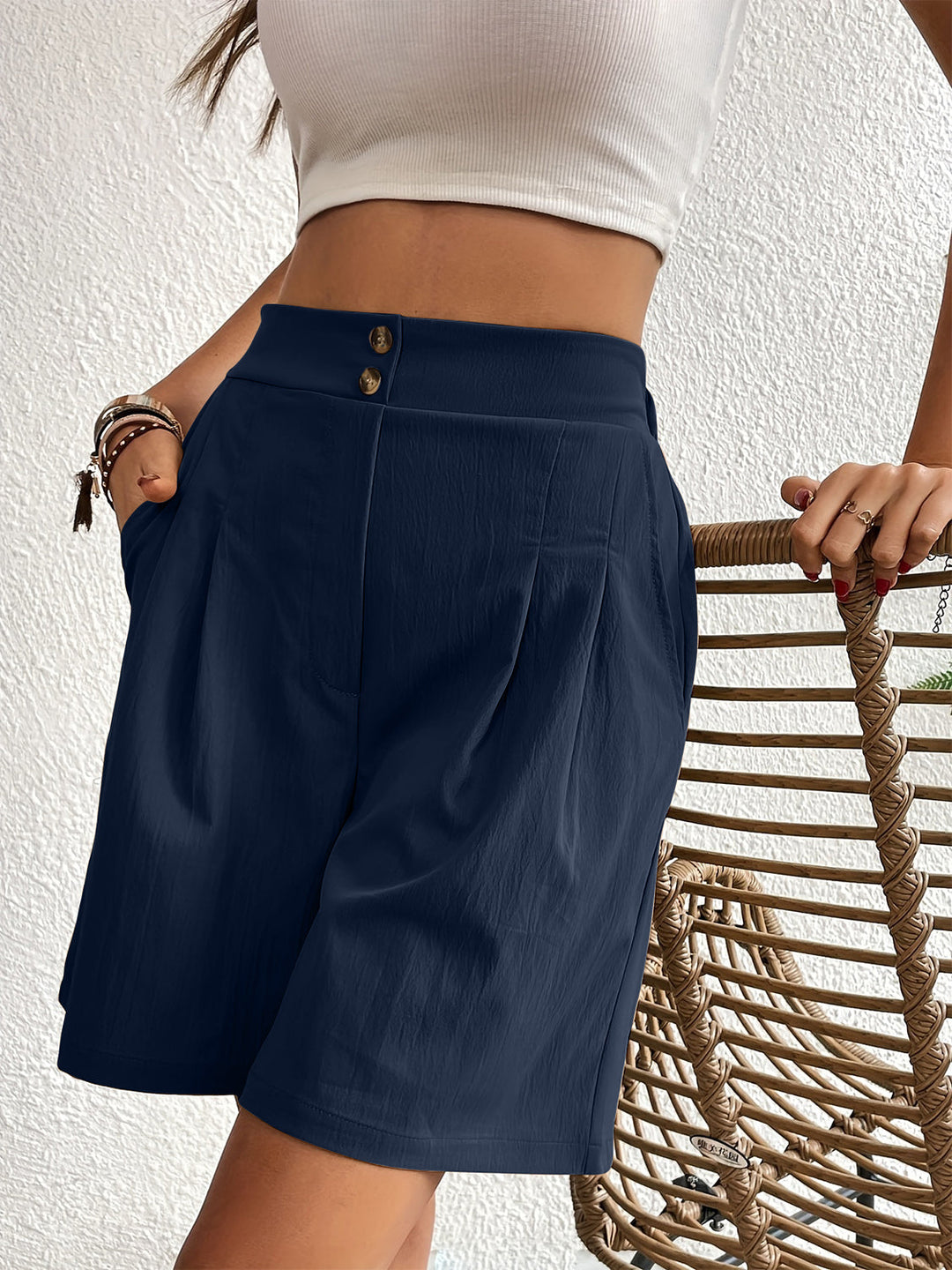 Women's Pocketed Half Elastic Waist Shorts for Casual Summer Wear - Comfortable and Stylish 7