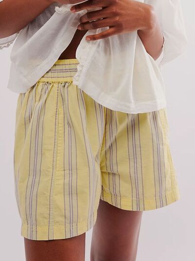 Women's Striped Elastic Waist Shorts for Summer Casual Wear - Stylish and Comfortable 13