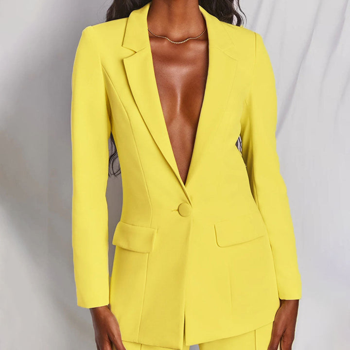 Women's Suit Tailored Blazer and Trousers Outfit for Professional Style 1