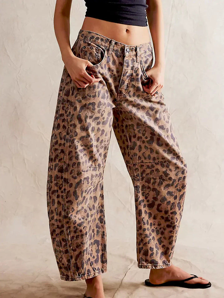 Women's Wide Leg Jeans - Stylish Printed Casual Pants for Effortless Everyday Fashion 1