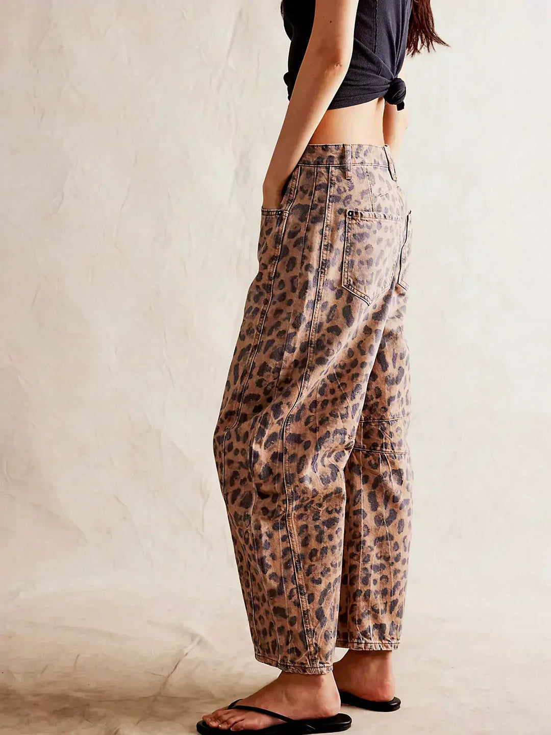 Women's Wide Leg Jeans - Stylish Printed Casual Pants for Effortless Everyday Fashion 3