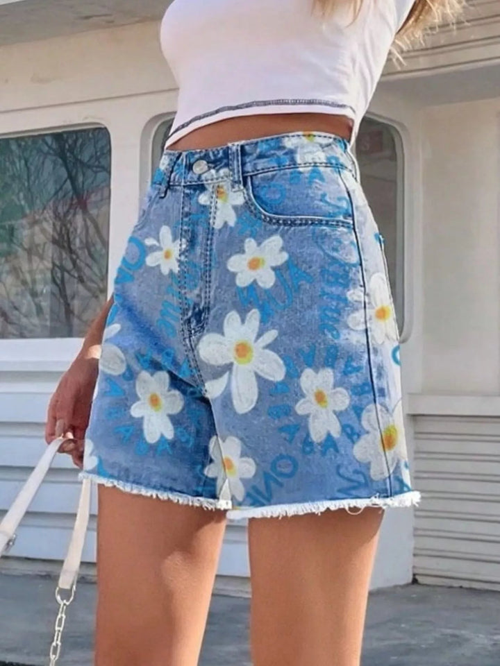 Womens Black Denim Shorts with Frayed Hem - Casual Summer Style for Effortless Outfits 1