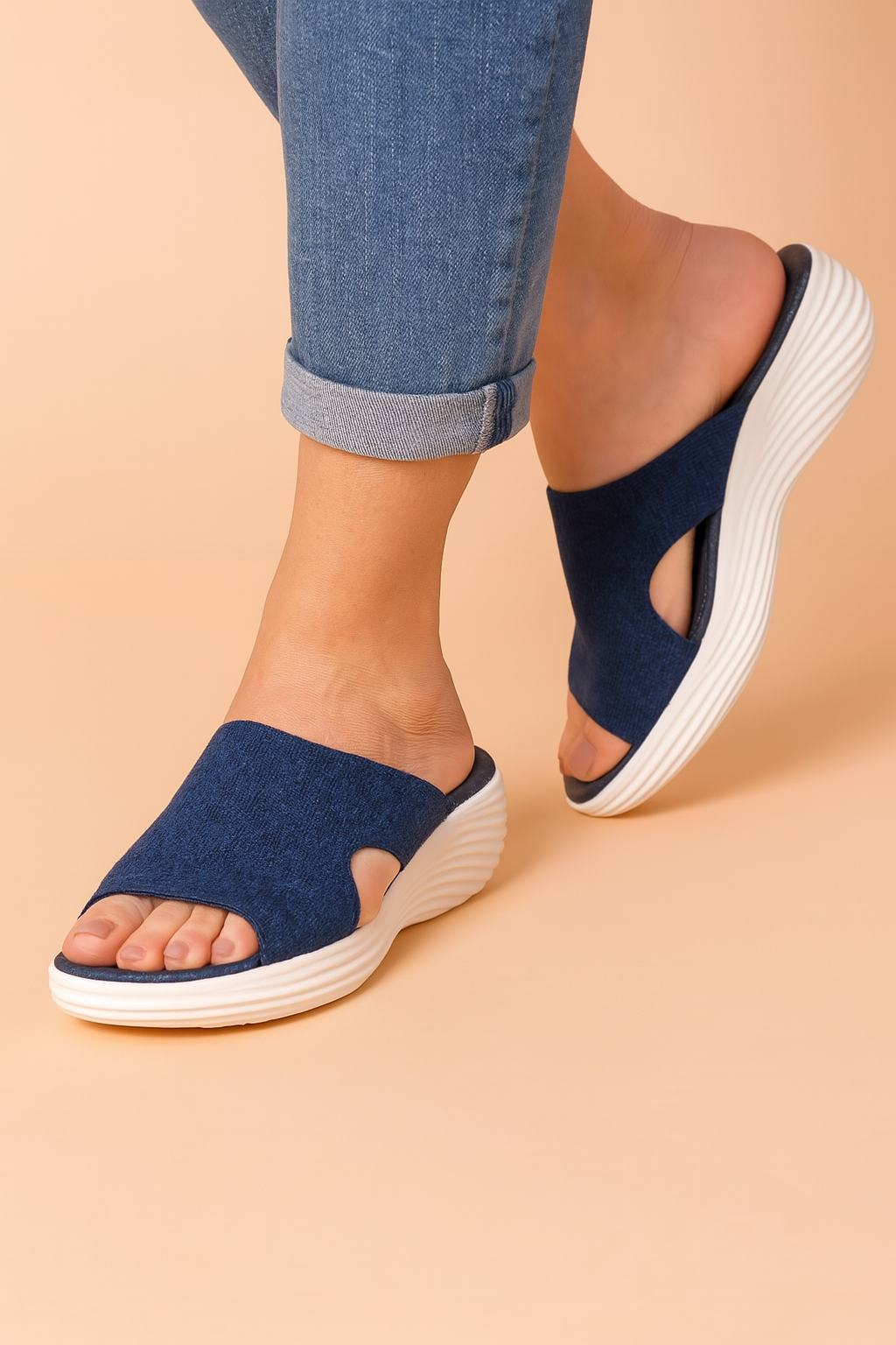 Zuzanna | Wavy platform flip-flops 2