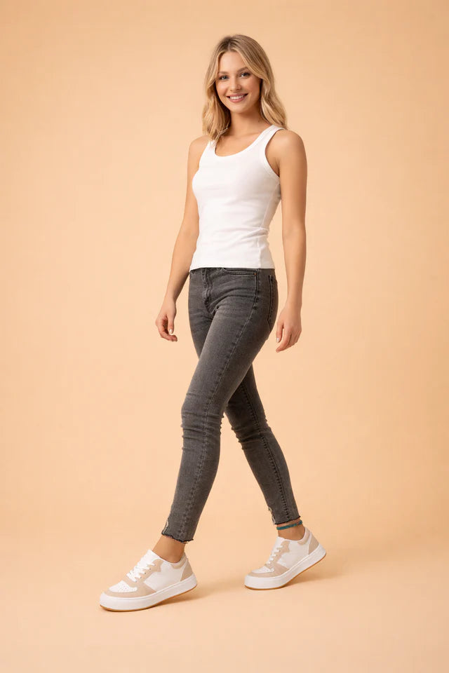 Evelyne | Women’s Cushioned Sneakers for Sporty Everyday Comfort